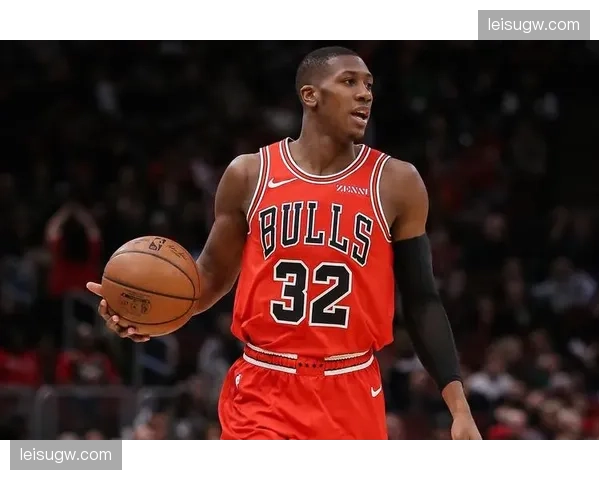 公牛多诺万卸任主教练，连续四年无缘季后赛后轮换重建